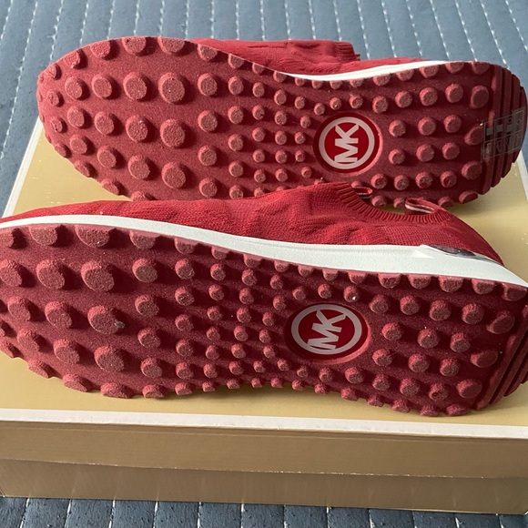 Michael Kors Bodie Slip On - Picture 6 of 6